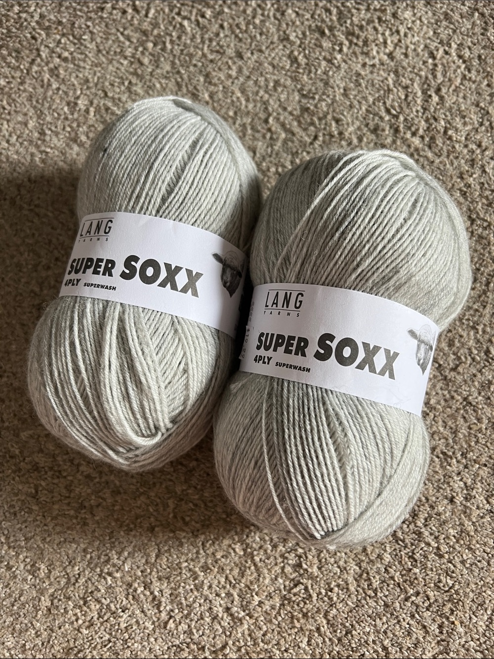 Super Soxx 4ply Sock Yarn - Light Gray / 2 Skeins (100g / 420m each)